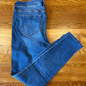 Size 10, Old Navy Rockstar jeans